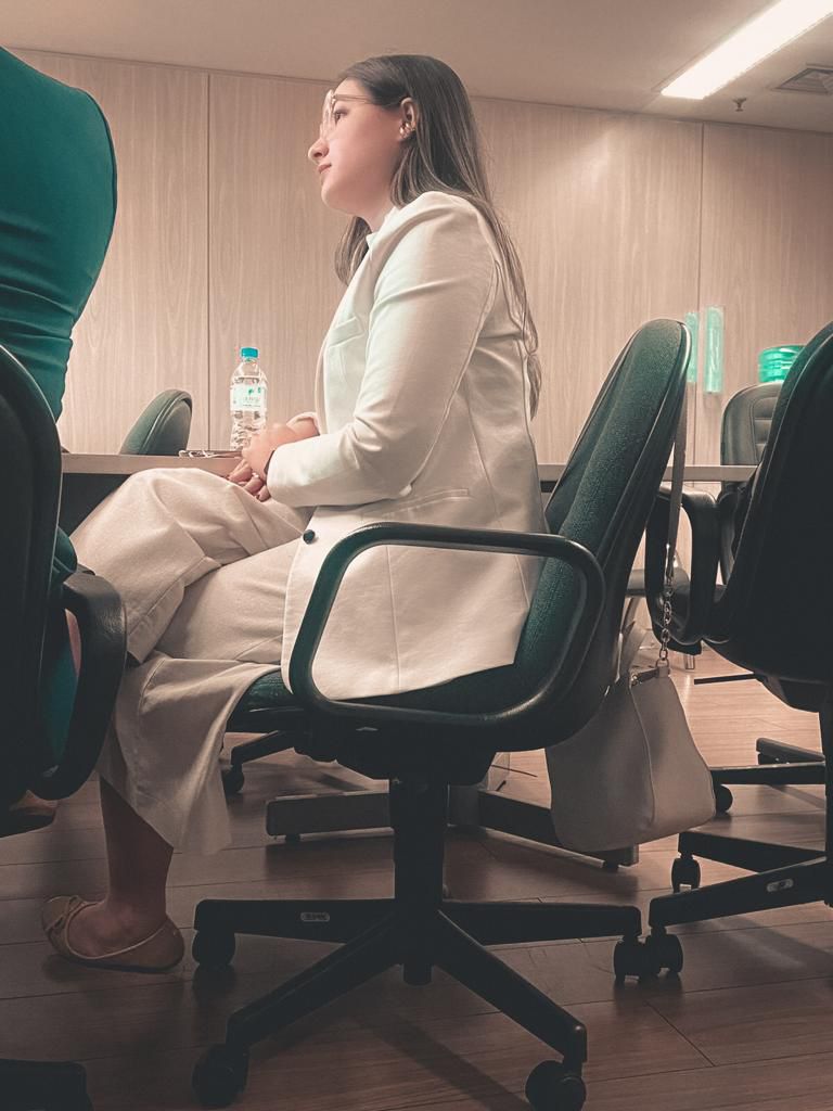 Dra. Bárbara Freire em audiência